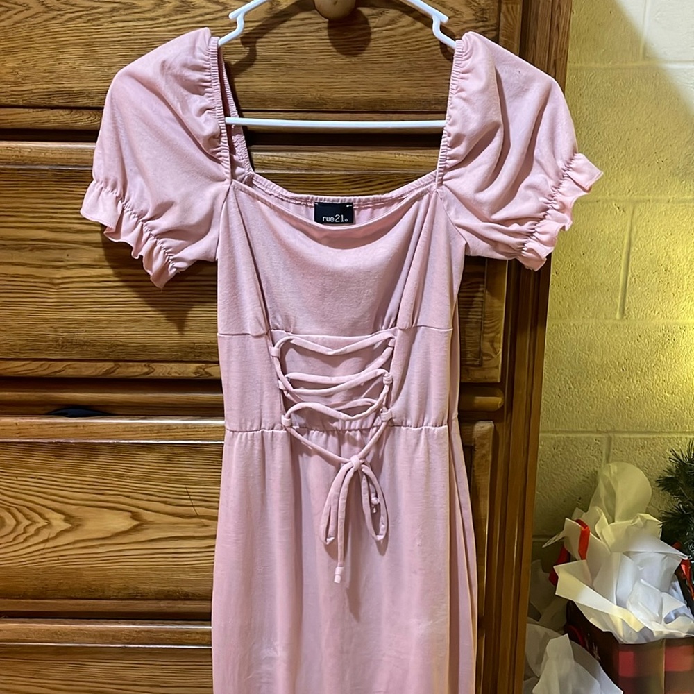 rue21 pink dress! with semi puffy sleeves